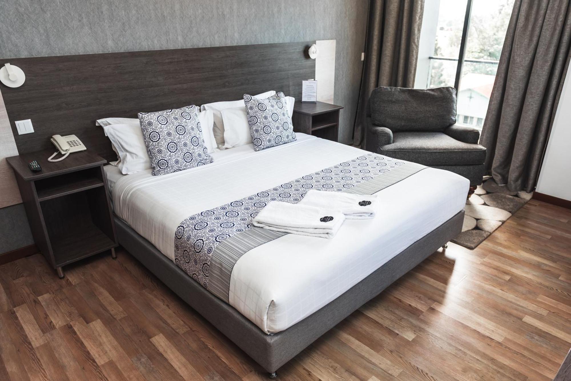 Hotel Kapital 马普托 外观 照片