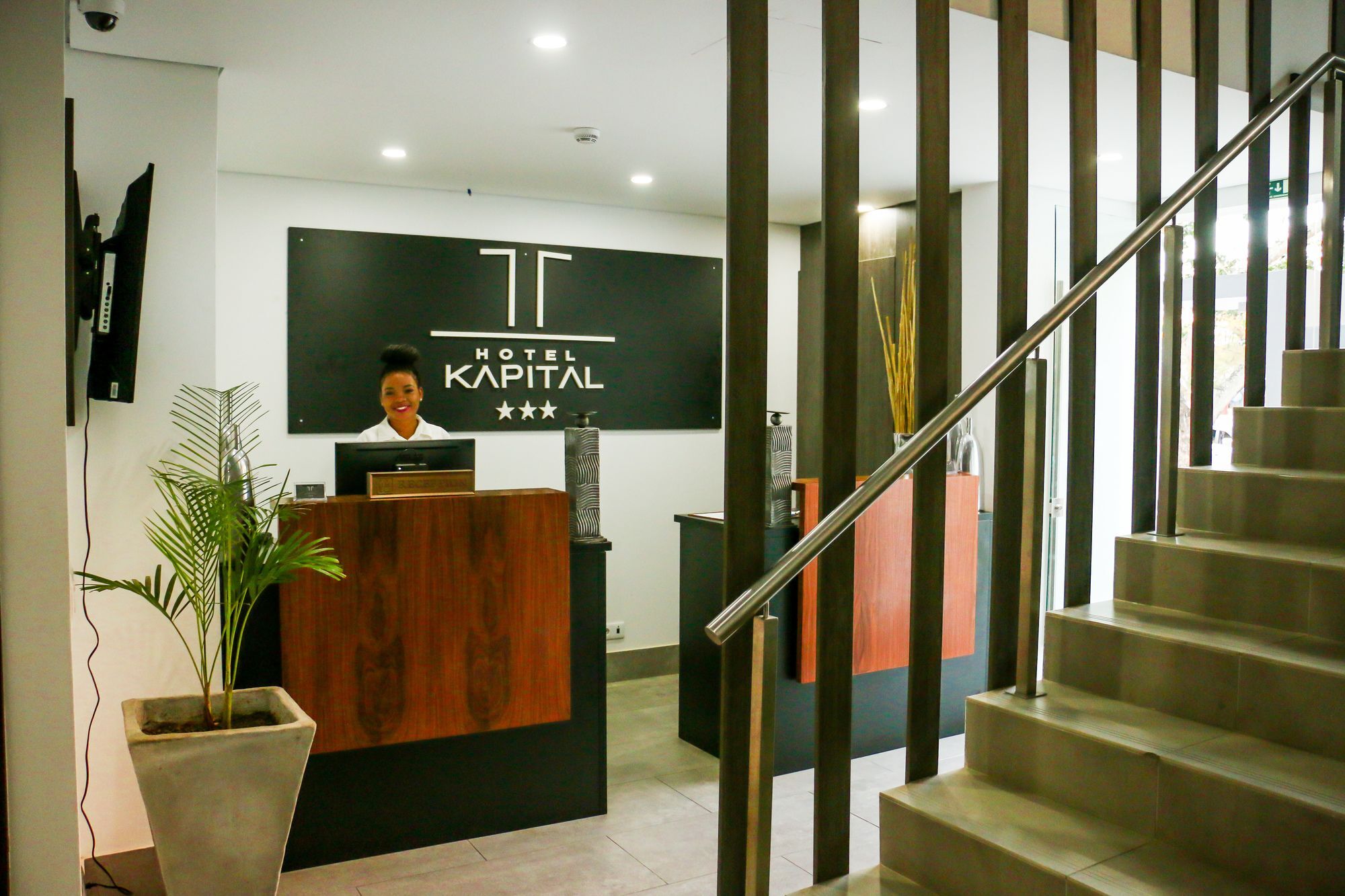 Hotel Kapital 马普托 外观 照片